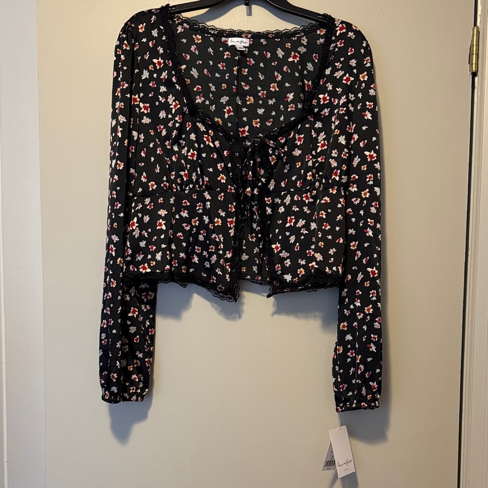 Floral & Lace Black Women's Top